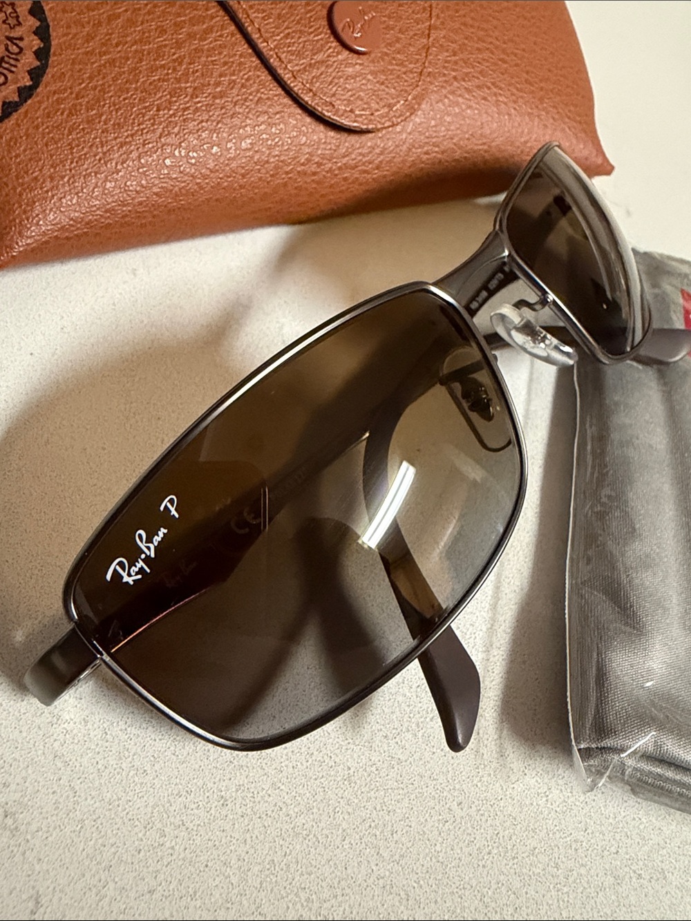 Ray-Ban RB3498 Sunglasses in Gunmetal With Gradient Brown Polarized Lens (NWOT) - Picture 2 of 12
